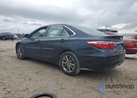 2015 Toyota Camry Le z USA, uszkodzony, nr VIN 4T1BF1FK4FU974826